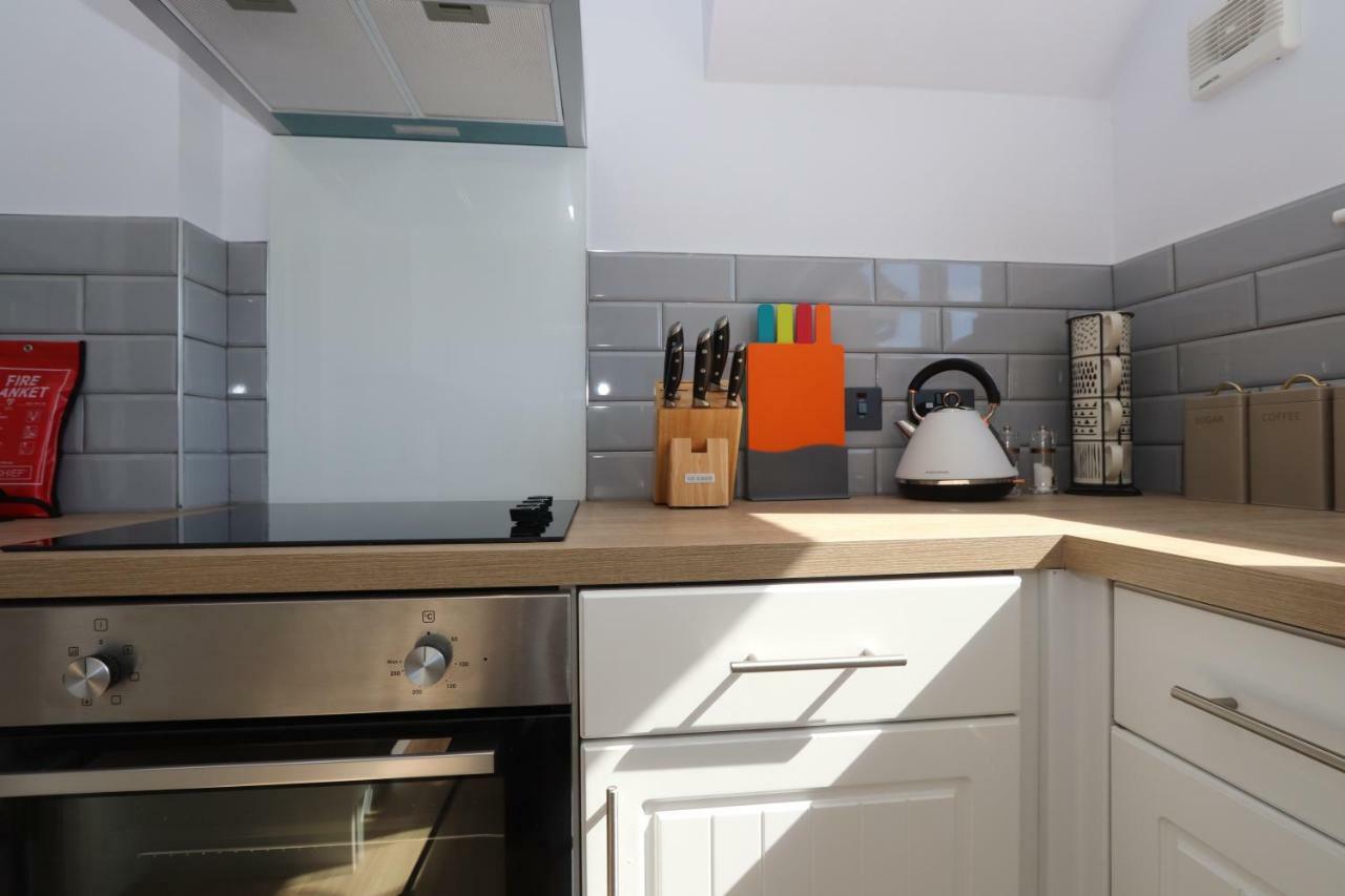 Dunfermline - Luxury 3 Bedroom 2 Bathroom Detached House With Garden Esterno foto