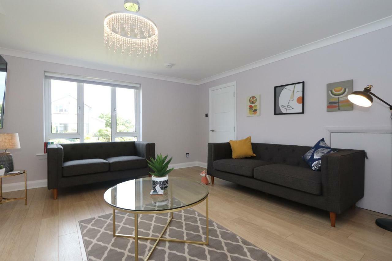 Dunfermline - Luxury 3 Bedroom 2 Bathroom Detached House With Garden Esterno foto
